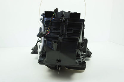 Pièce d'origine Radiateur de chauffage échangeur thermique pour Renault Trafic III Opel Vivaro Fiat Talento NV300 272701779R 9346032