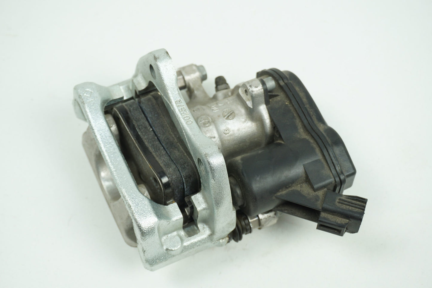 Pièce d'origine Étrier de frein droit pour Renault Scenic III 32338814D