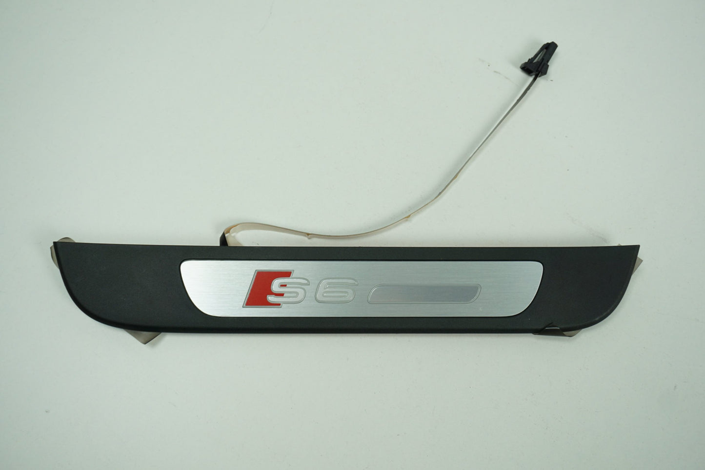 Pièce d'origine Baguette de seuil arrière droite pour Audi S6 C7 4G0947424H