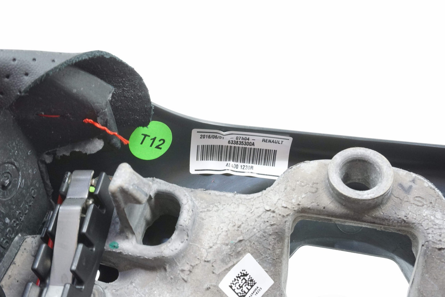 Pièce d'origine Volant pour Renault Clio IV RS 633835300A