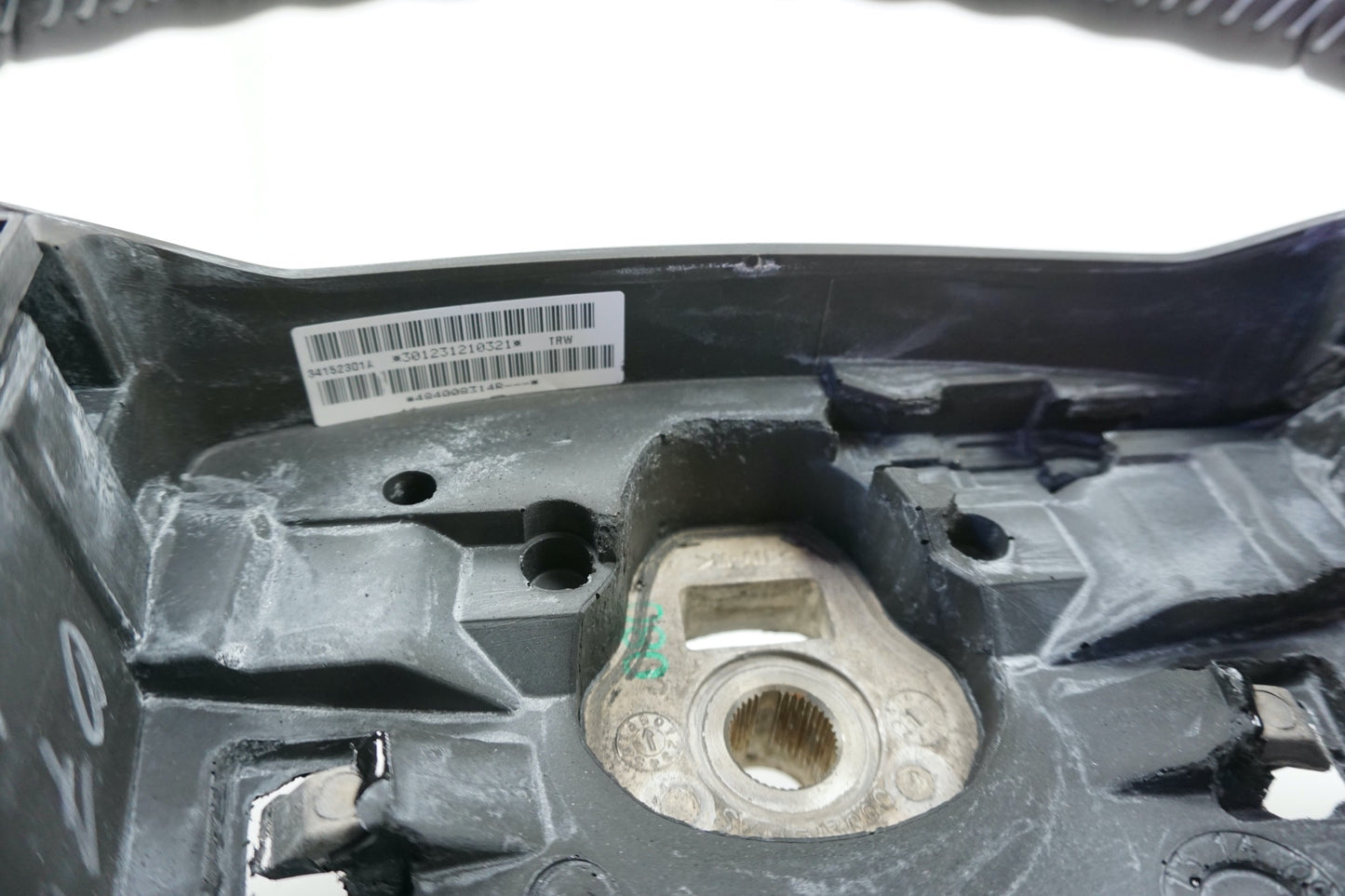 Pièce d'origine Volant pour Dacia Sandero I 484008314R