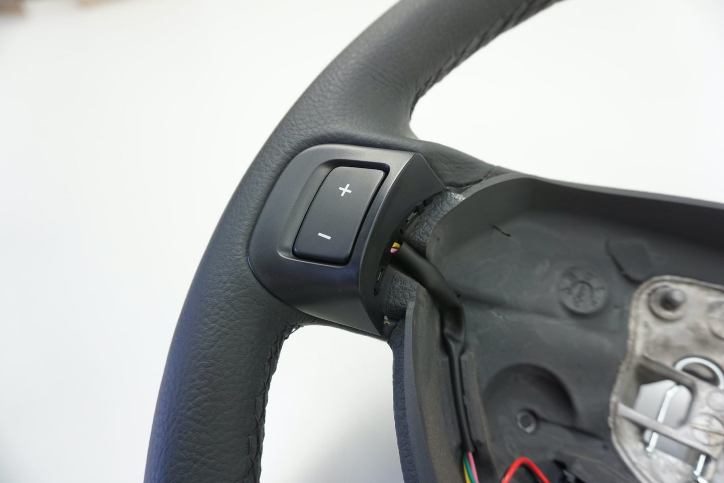 Pièce d'origine Volant pour Dacia Sandero II Logan MCV II 484009244R