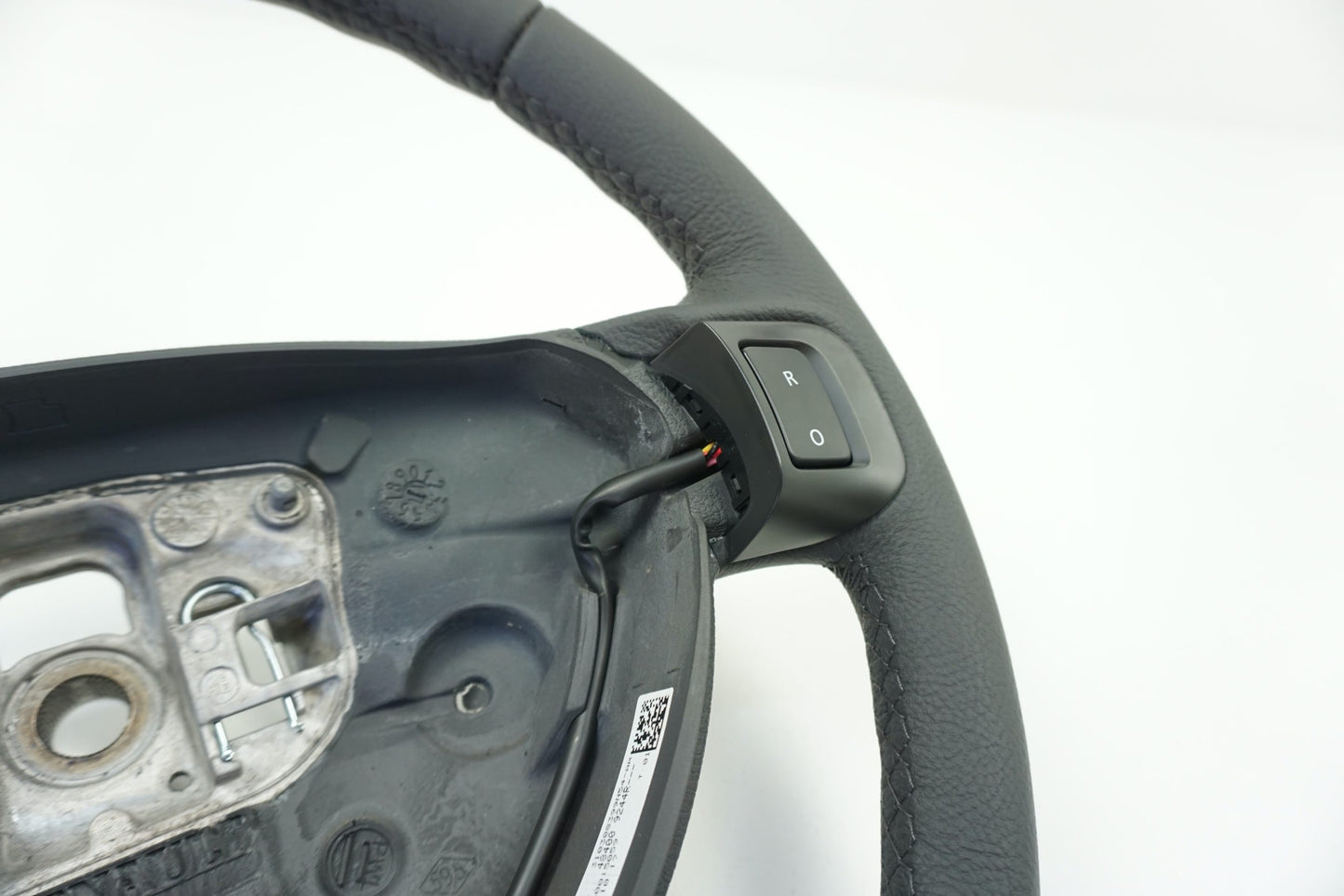 Pièce d'origine Volant pour Dacia Sandero II Logan MCV II 484009244R