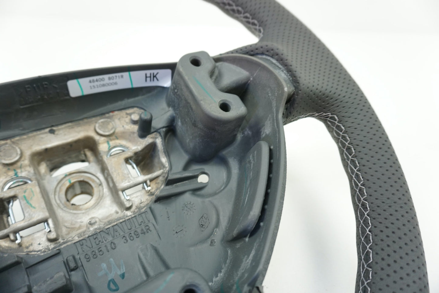 Pièce d'origine Volant pour Dacia Duster I 484008071R
