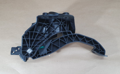 Pédale d’embrayage pour Peugeot 308 II 1.6E-HDi — 9676726380 — vue 2