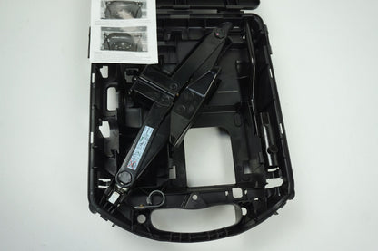 Pièce d'origine Kit cric et clé pour Renault Trafic III Opel Vivaro 995018195R