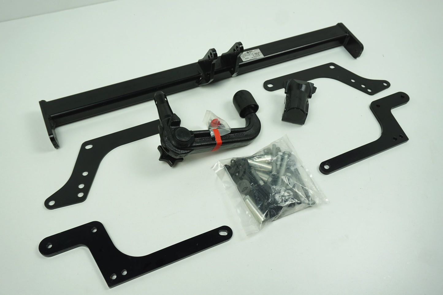 Pièce d'origine Attelage pour Dacia Duster 8201645698