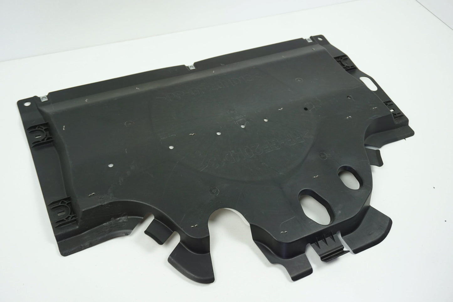 Pièce d'origine Cache sous moteur pour Renault Trafic III 758900653R