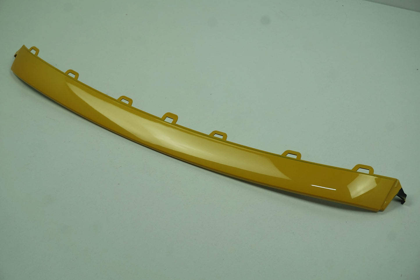 Pièce d'origine Baguette de pare-chocs avant pour Renault Clio IV RS Trophy 620843081R