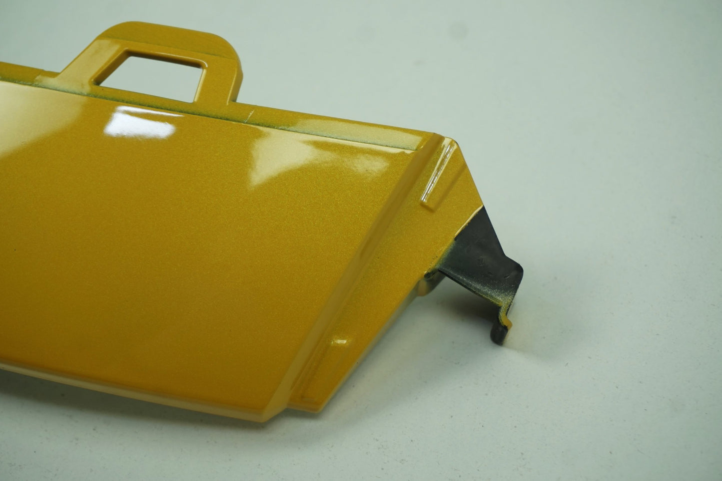 Pièce d'origine Baguette de pare-chocs avant pour Renault Clio IV RS Trophy 620843081R