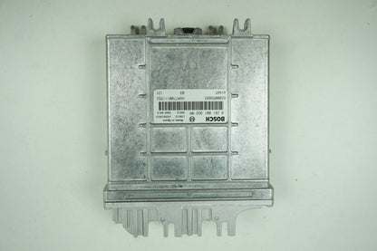 Pièce d'origine Calculateur moteur ECU pour Renault 8200059883