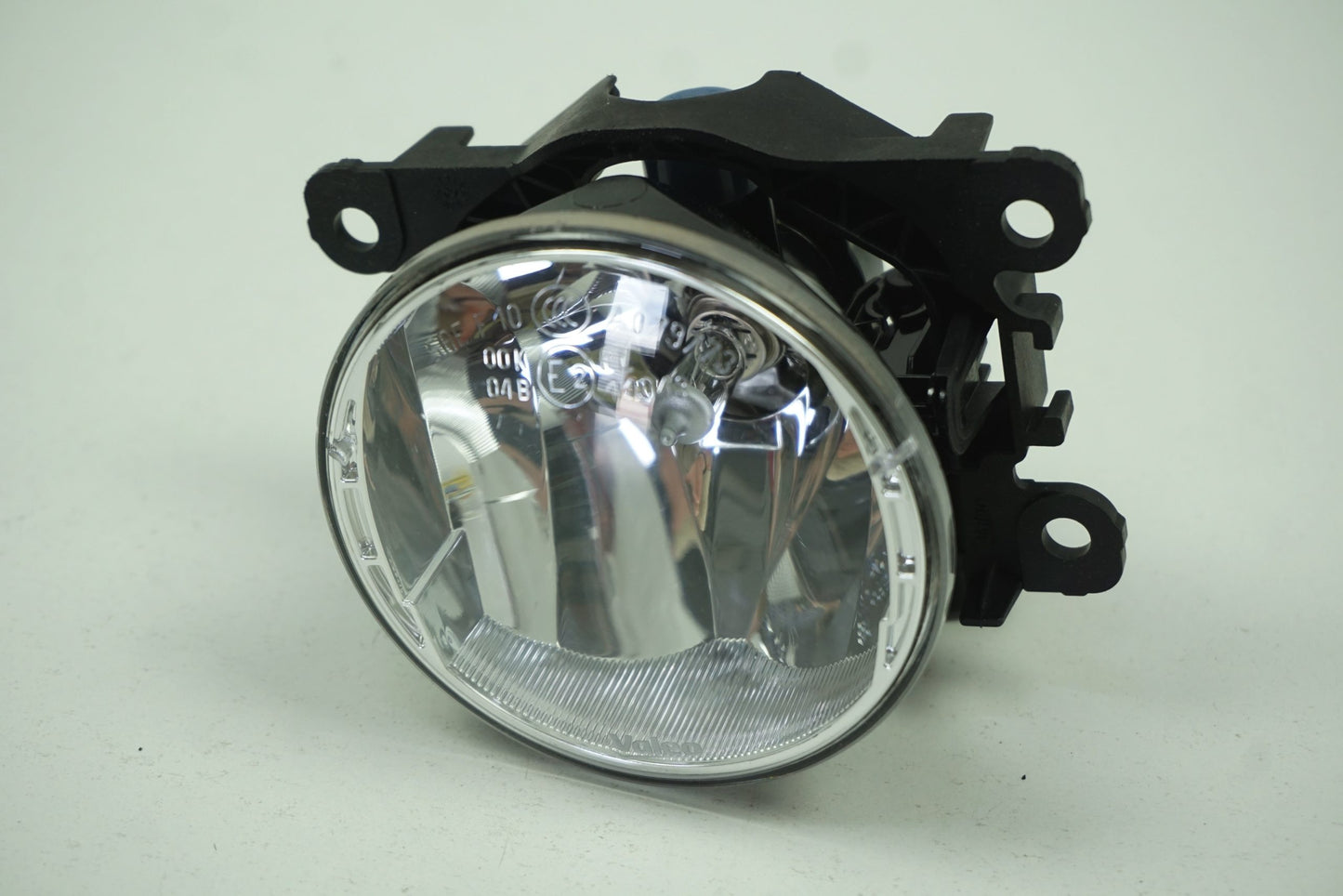 Pièce d'origine Feu antibrouillard droit pour Renault Dacia 261500097R