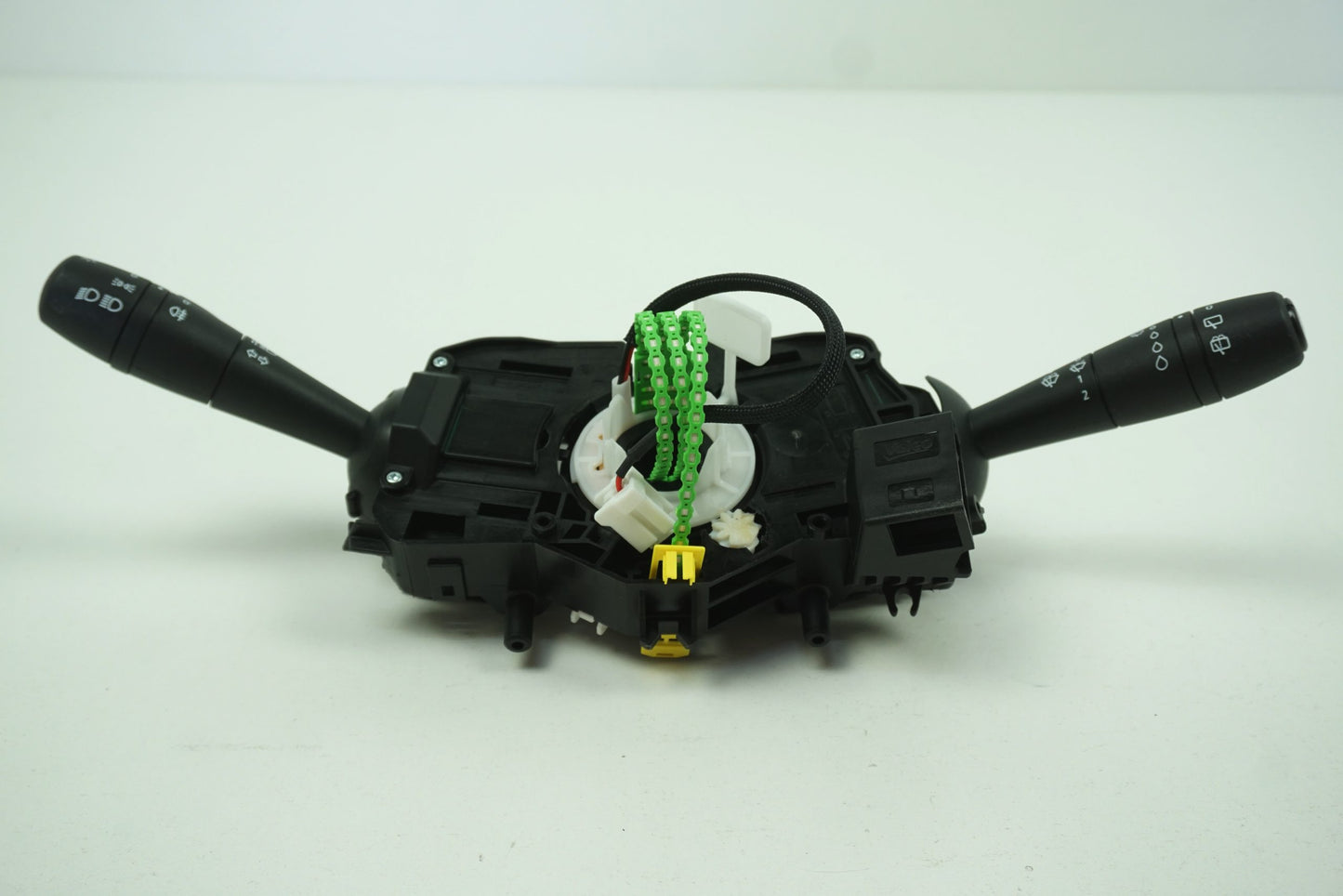 Pièce d'origine Commodo de colonne de direction avec ressort tournant airbag pour Renault Clio IV phase 2 255671465R