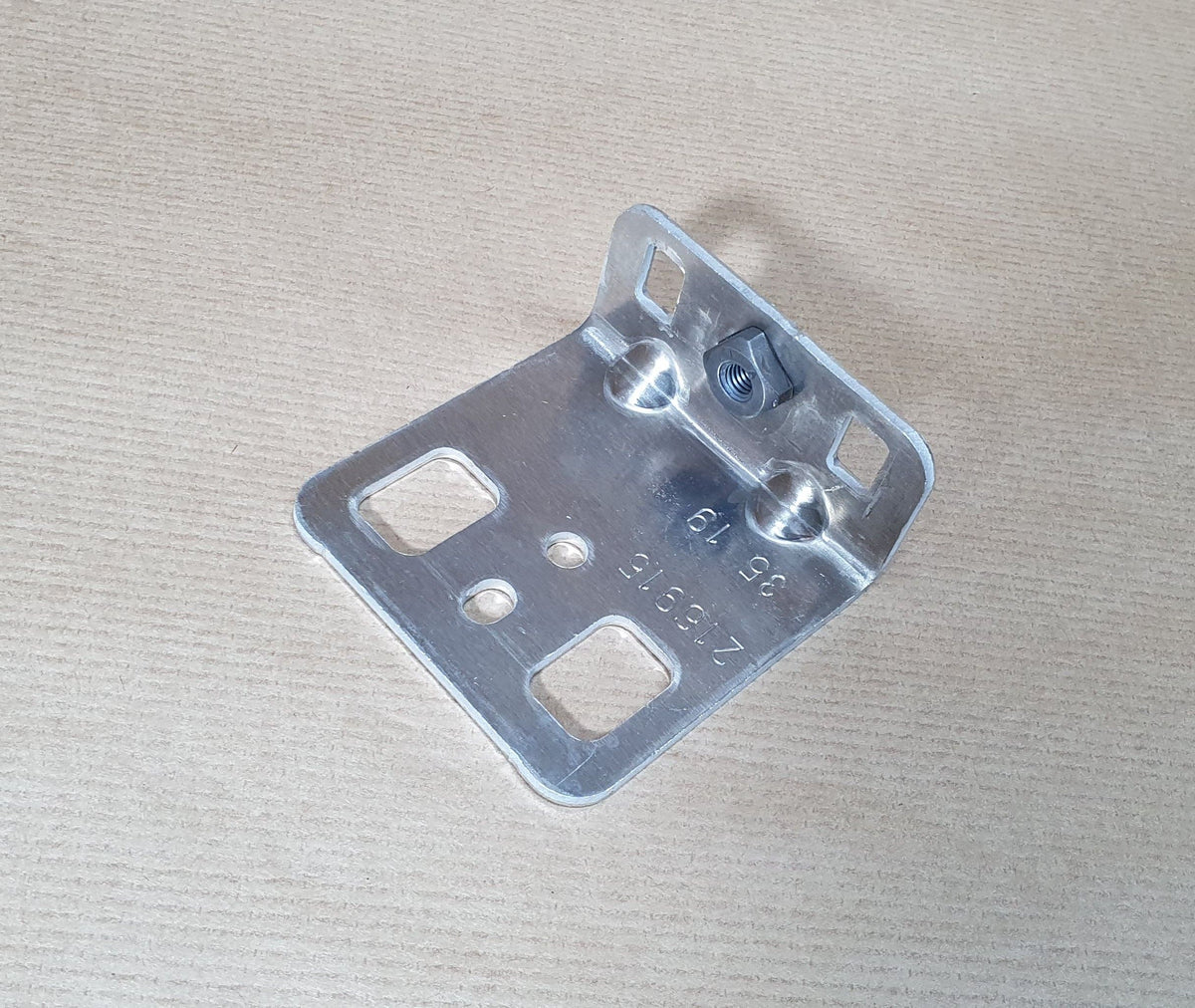 Fixation de pare-chocs avant pour Peugeot 2008 — 9802580780 — vue 2