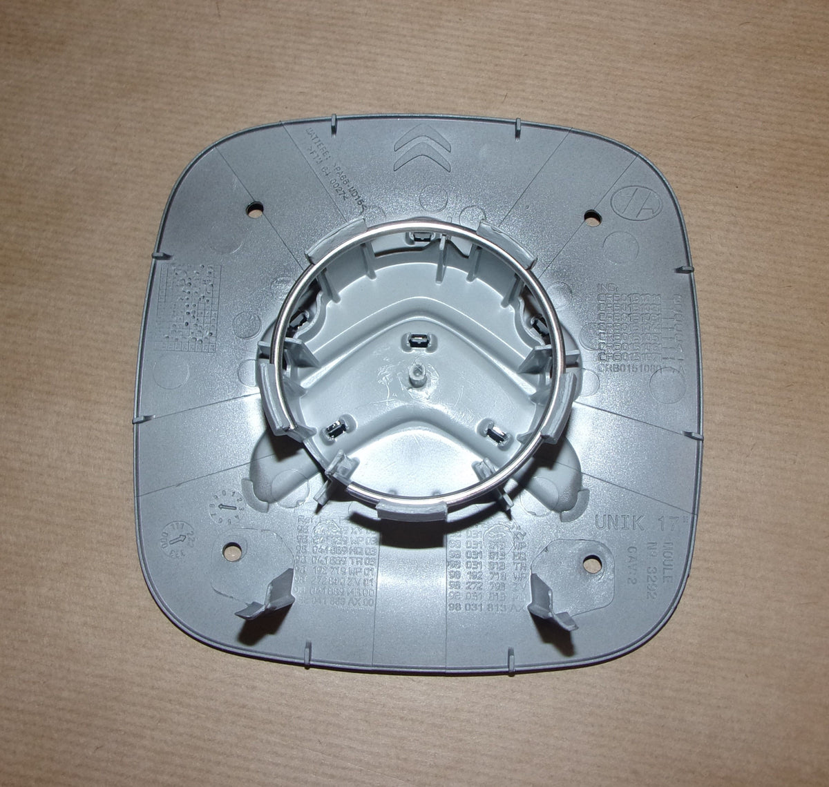 98031813XY_2.JPG