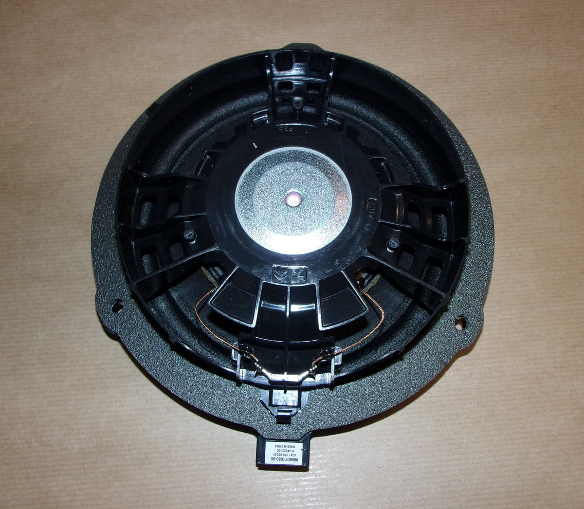 9806071080_2.JPG