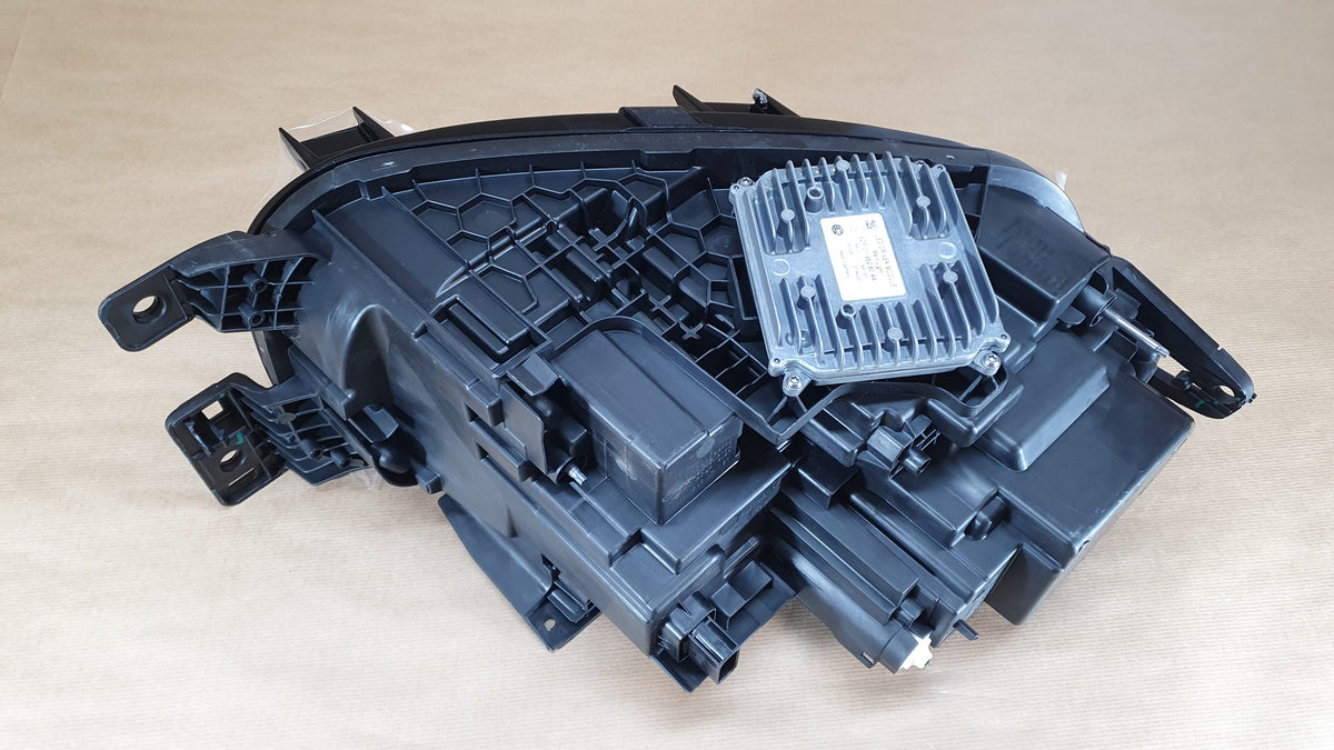 Projecteur avant côté gauche pour Citroën C5 Aircross — 9816925580 — vue 1