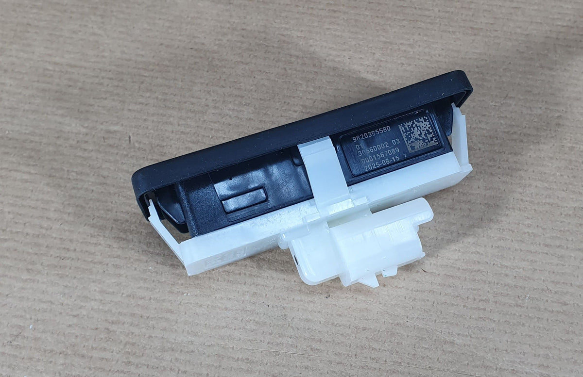 Bouton d’ouverture de coffre pour Peugeot 208 / 2008 / 308 / 3008 — 9820395580 — vue 2
