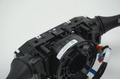 Pièce d'origine Commodo de colonne de direction avec ressort tournant pour Renault Talisman Megane 255673412R