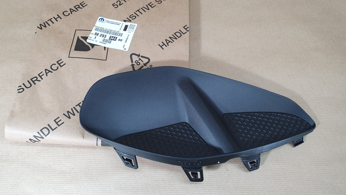 Cache d’antibrouillard côté droit pour Opel Corsa F — 9829334480 — vue 1