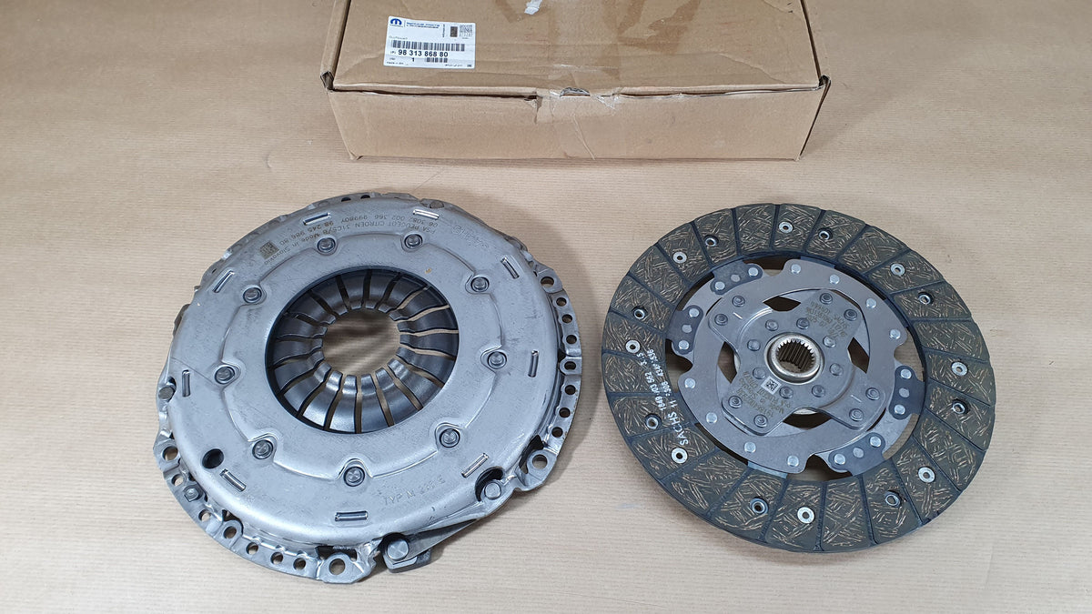 Kit d’embrayage pour Peugeot 3008 1.2THP — 9831386880 — vue 2