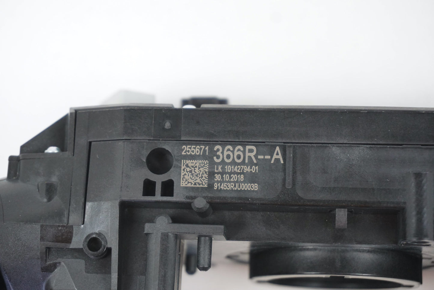 Pièce d'origine Commodo de colonne de direction pour Renault Clio V Captur II 255671366R