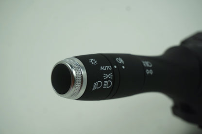 Pièce d'origine Commodo de colonne de direction pour Renault Clio V Captur II 255671366R