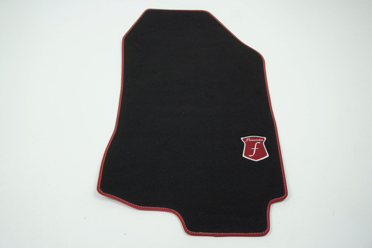 Pièce d'origine Jeu de tapis de sol Floride pour Renault Megane III Cabrio 8201194175