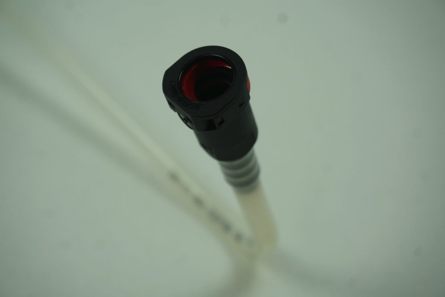 Pièce d'origine Conduite de carburant pour Renault 7700113644