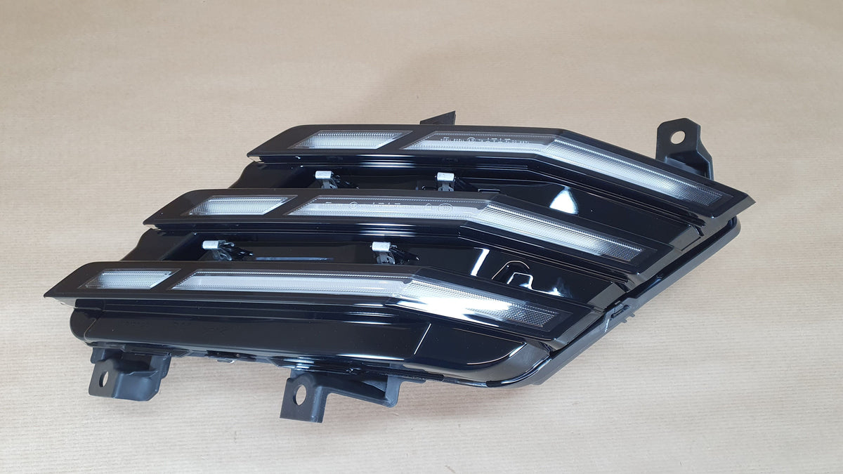 Feu à LED avant, côté droit d’origine pour Peugeot 3008 III — 9845434680 — vue 3