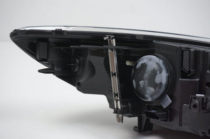 Pièce d'origine Phare gauche pour Renault Megane III phase 2 260605817R