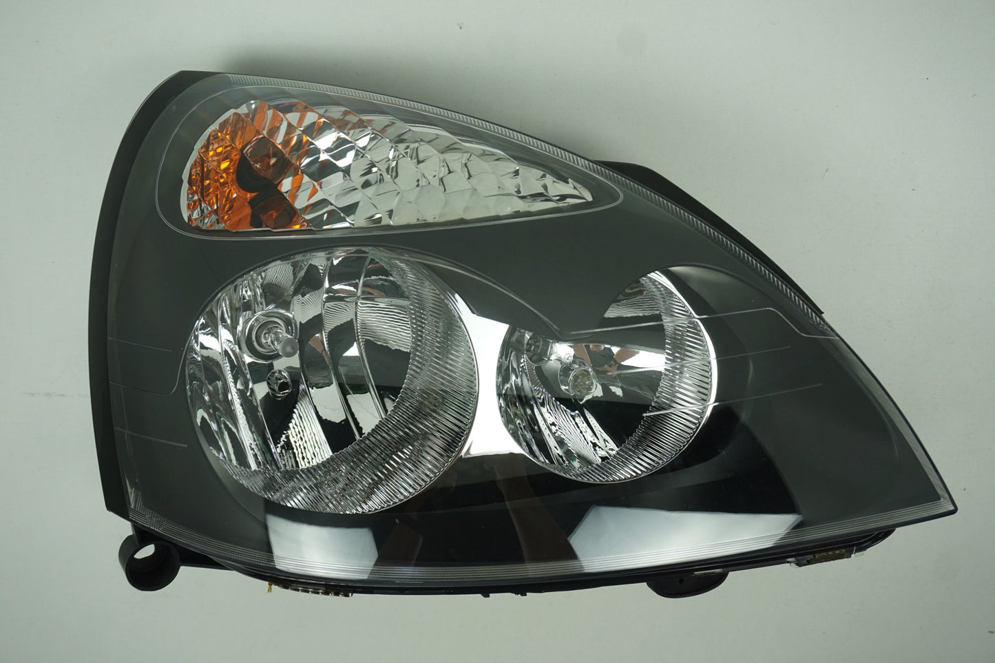 Pièce d'origine Phare graphite noir droit pour Renault Clio II phase 2 7701051770