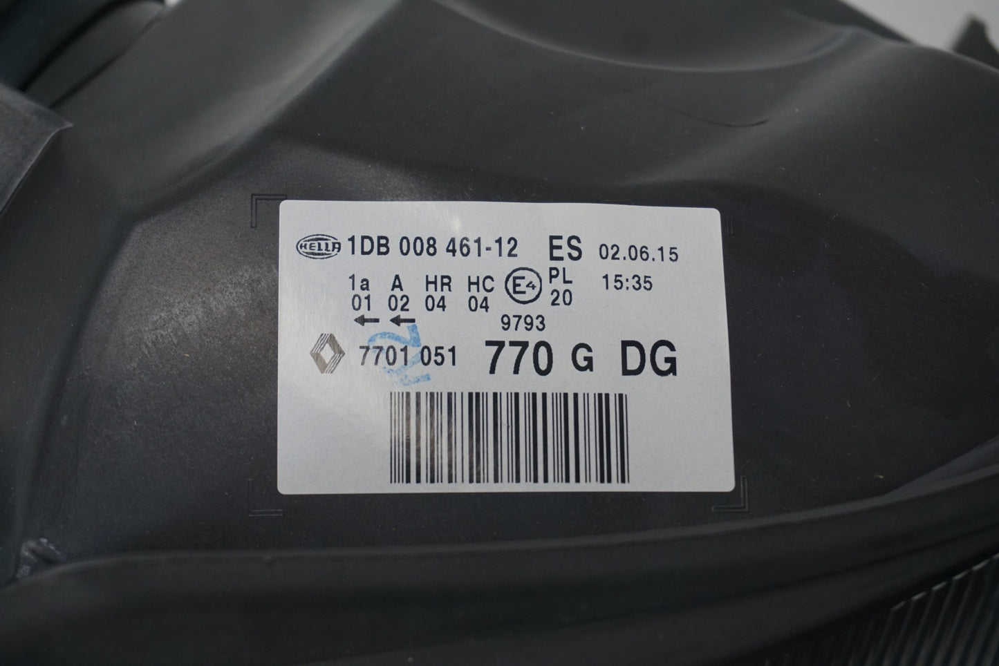 Pièce d'origine Phare graphite noir droit pour Renault Clio II phase 2 7701051770