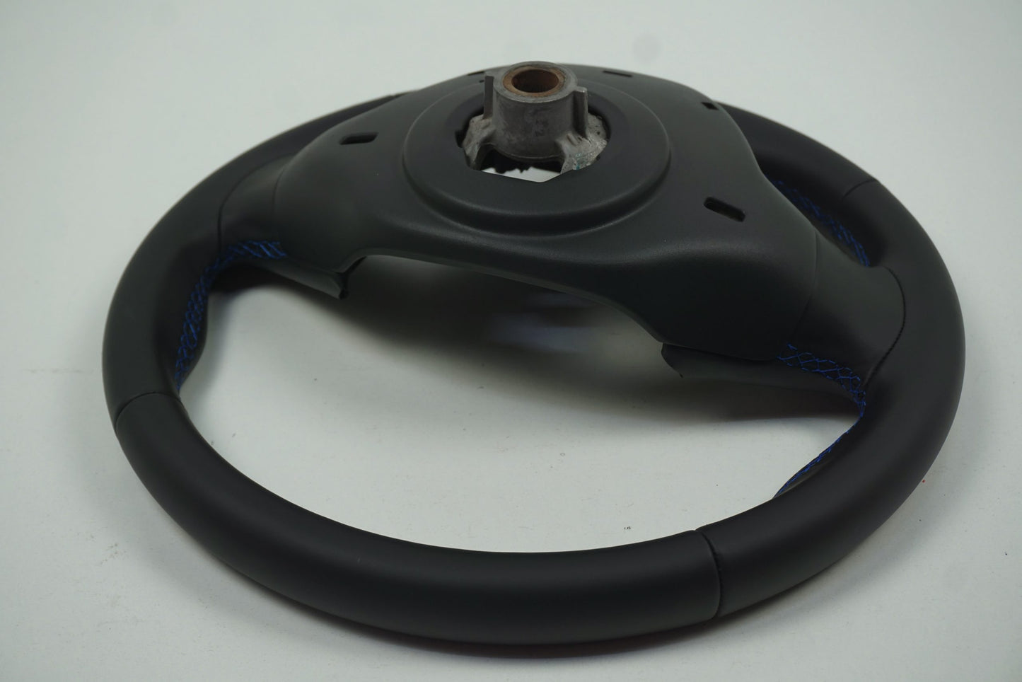 Pièce d'origine Volant pour Renault Captur I 484007131R
