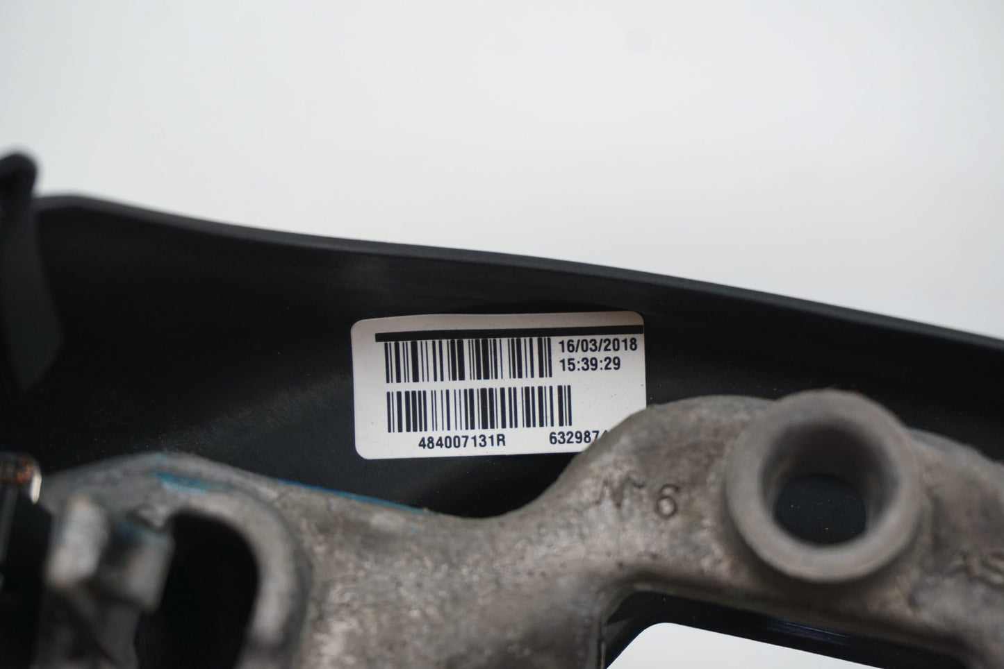 Pièce d'origine Volant pour Renault Captur I 484007131R
