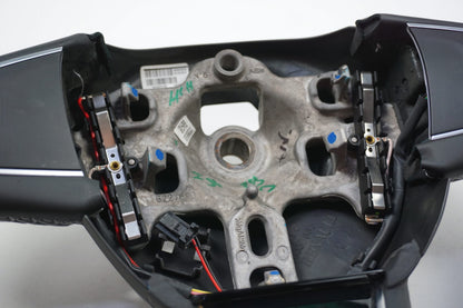 Pièce d'origine Volant cuir pour Renault Captur I 484002918R