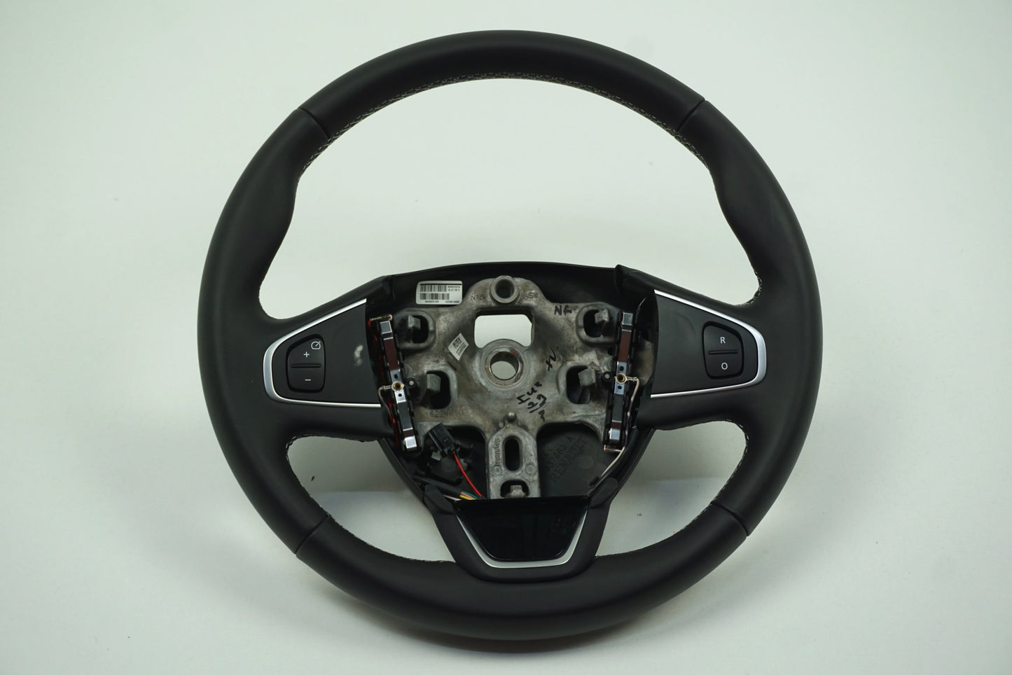 Pièce d'origine Volant cuir pour Renault Clio IV 484002918R