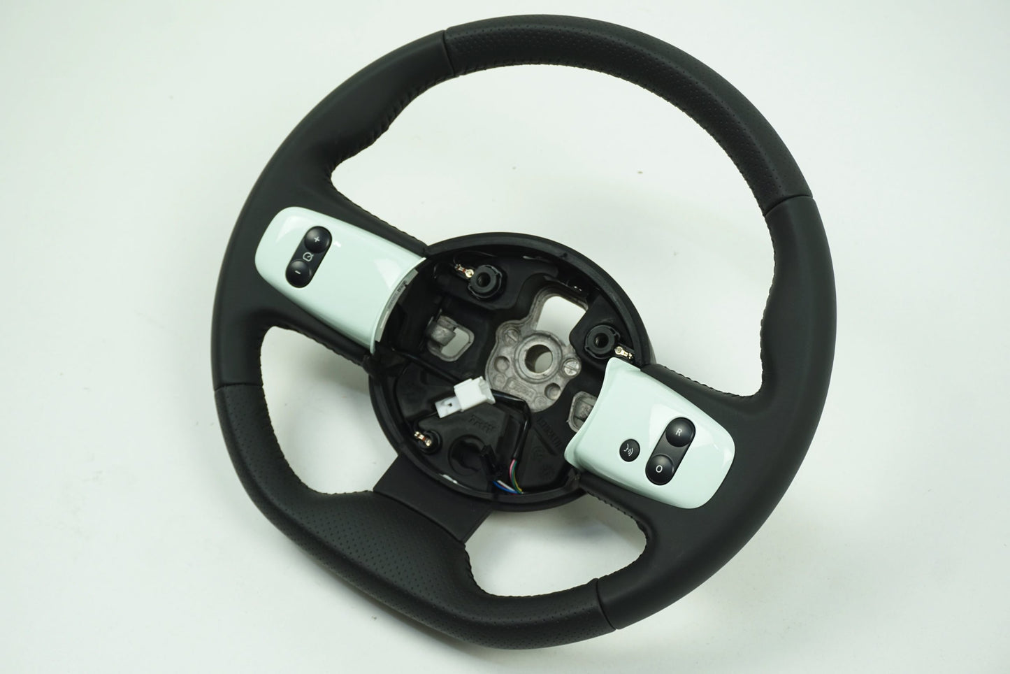 Pièce d'origine Volant pour Renault Twingo III 484006816R