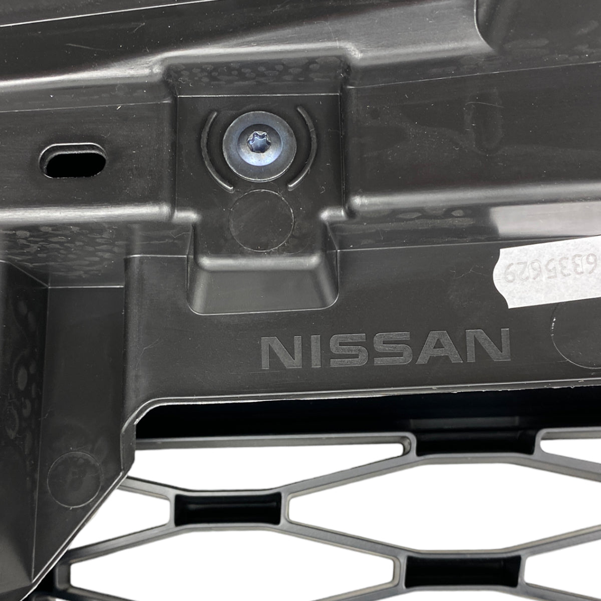 Pièce d'origine Calandre pour Nissan NV300 à partir de 2021 623102355R