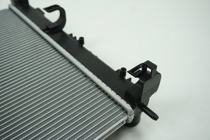 Pièce d'origine Radiateur moteur pour Renault Clio IV Captur I 214107326R
