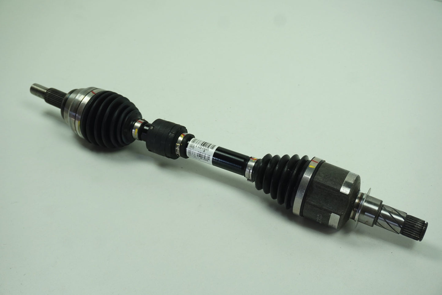 Pièce d'origine Cardan gauche pour Renault Talisman 391011816R