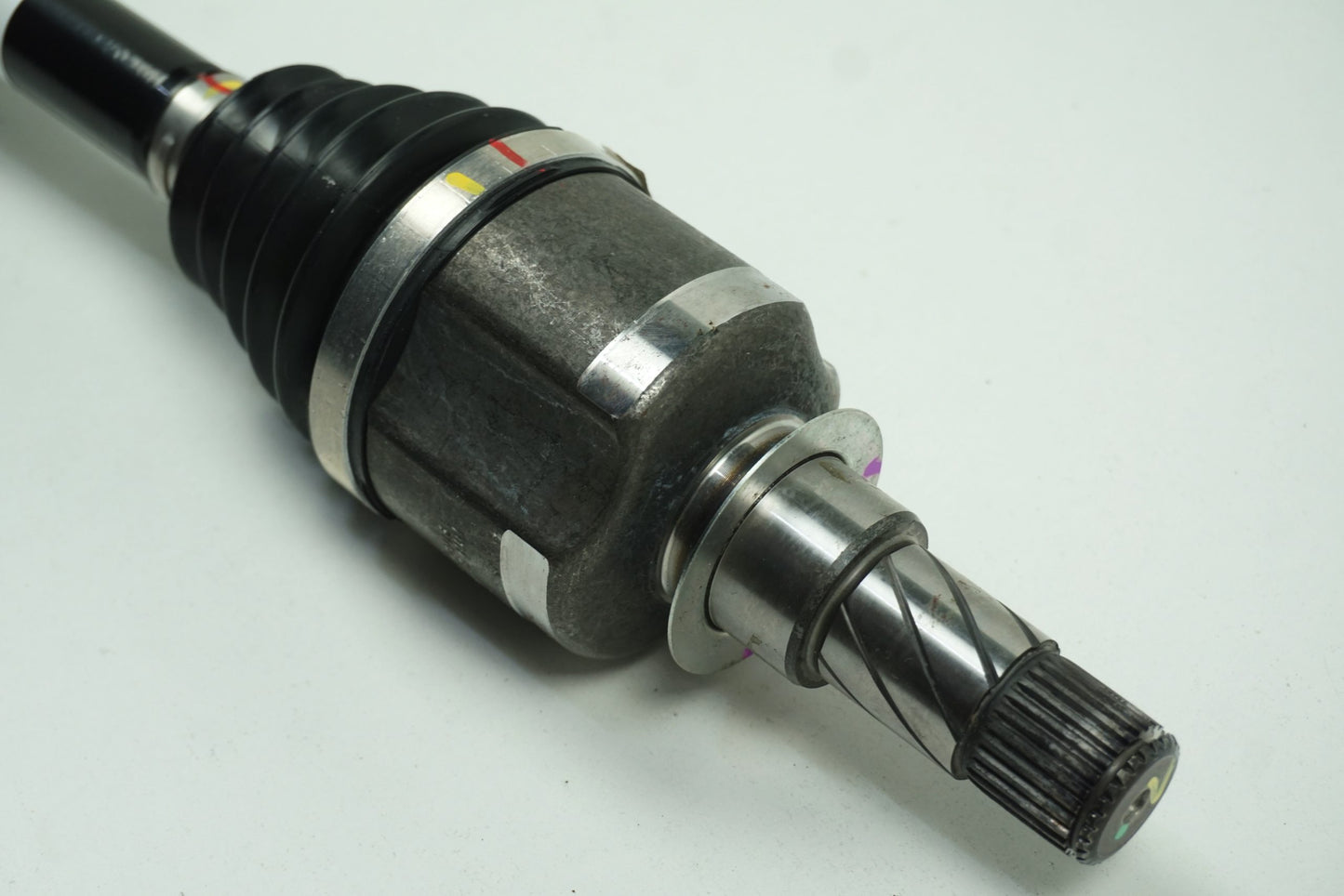 Pièce d'origine Cardan gauche pour Renault Talisman 391011816R