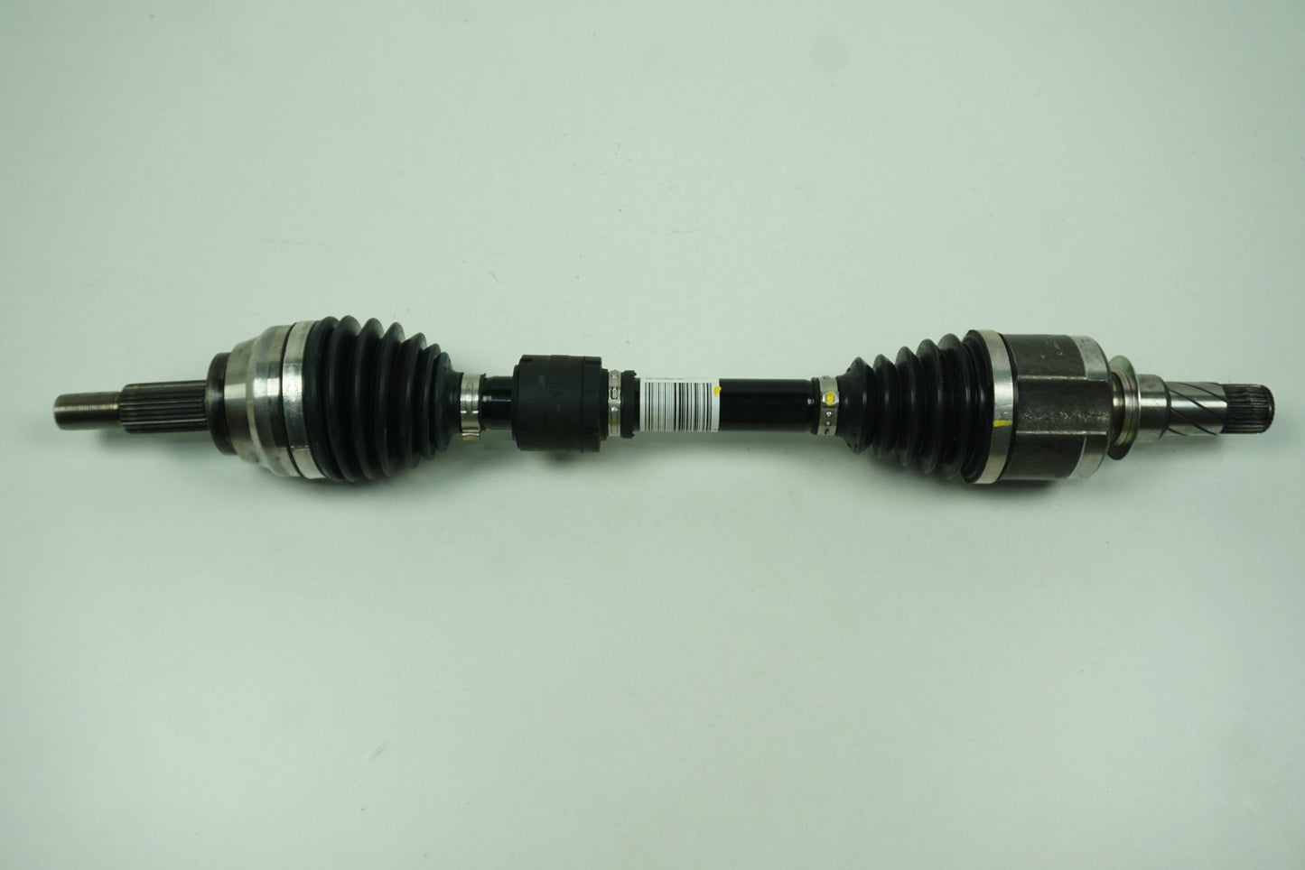 Pièce d'origine Cardan gauche pour Renault Talisman 391011816R