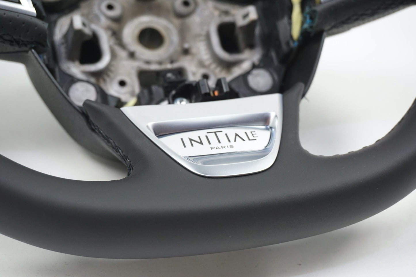 Pièce d'origine Volant cuir pour Renault Talisman Espace V Initiale Paris 484008945R