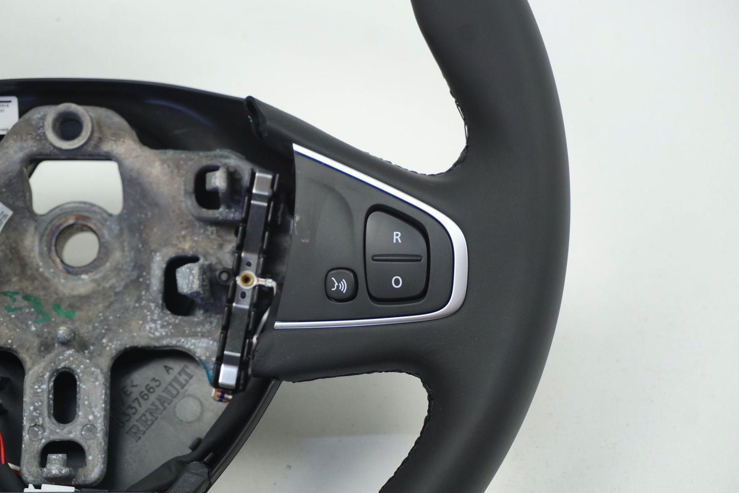 Pièce d'origine Volant cuir pour Renault Clio IV Captur 484000110R