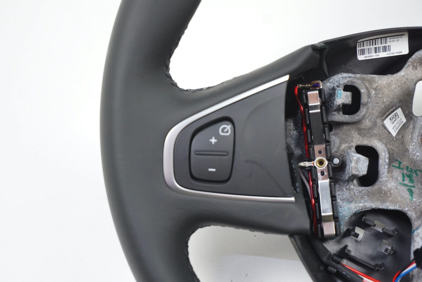 Pièce d'origine Volant cuir pour Renault Clio IV Captur 484000110R