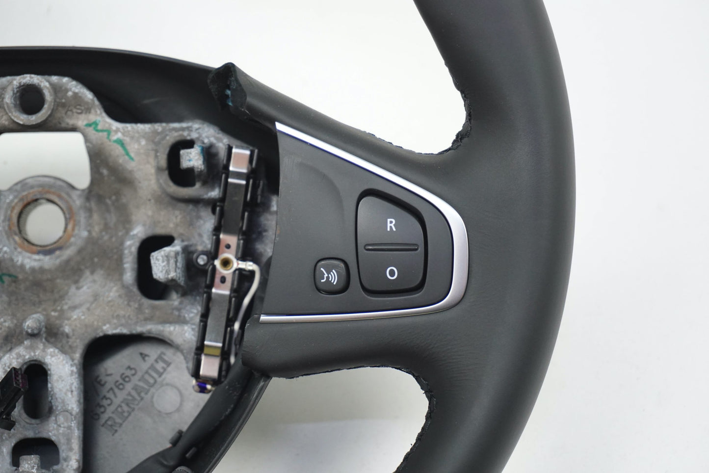Pièce d'origine Volant cuir pour Renault Clio IV Captur 484000110R