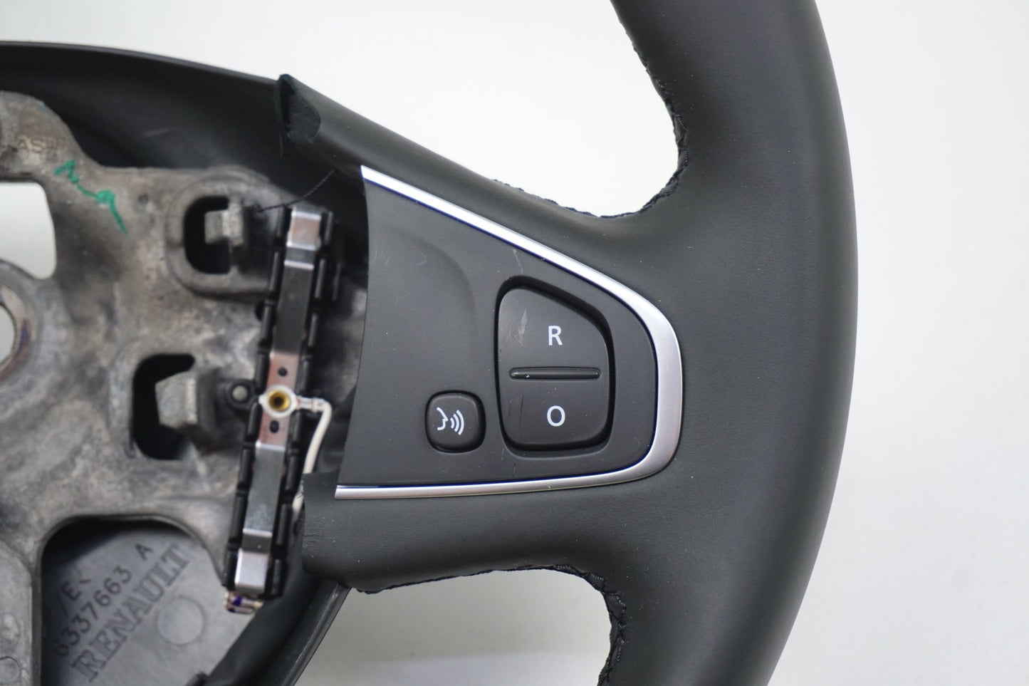Pièce d'origine Volant cuir pour Renault Clio IV Captur 484000110R