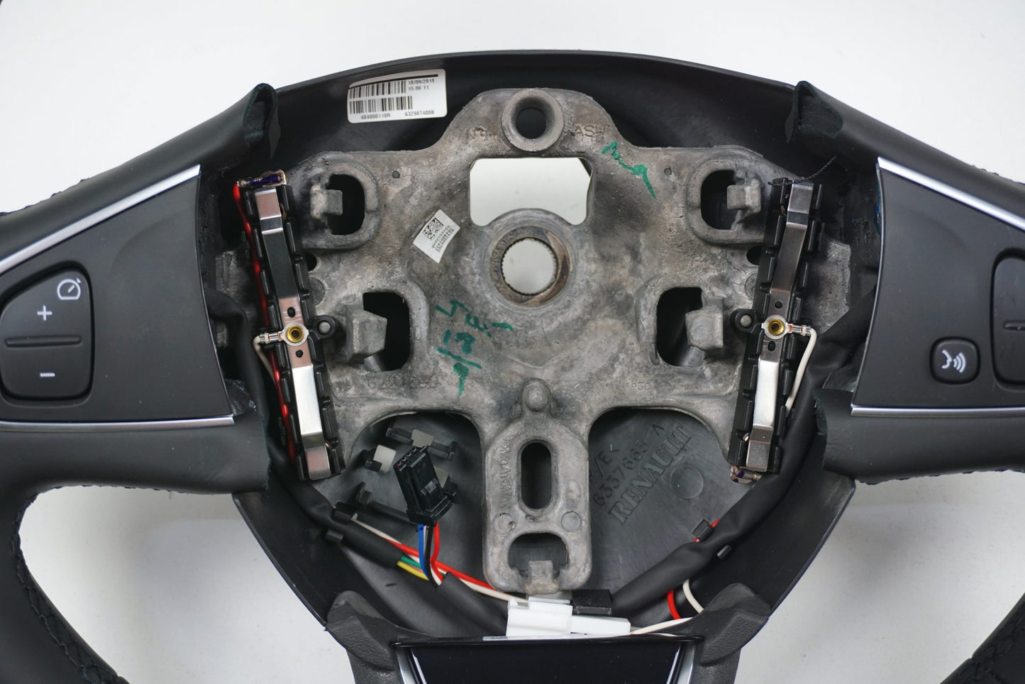 Pièce d'origine Volant cuir pour Renault Clio IV Captur 484000110R