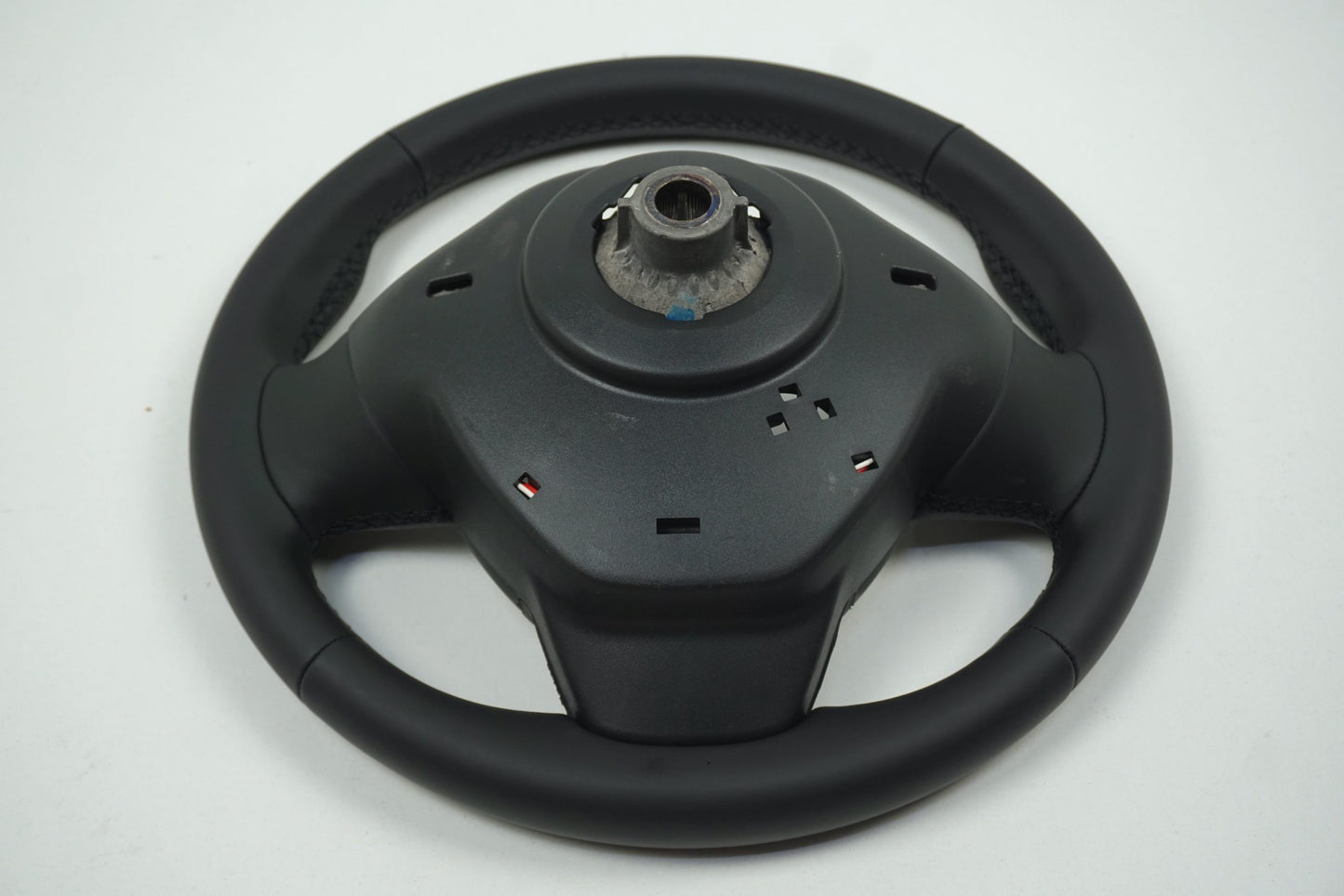 Pièce d'origine Volant cuir pour Renault Clio IV Captur 484000110R